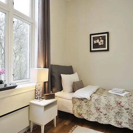 酒店 Ellingsens 3*