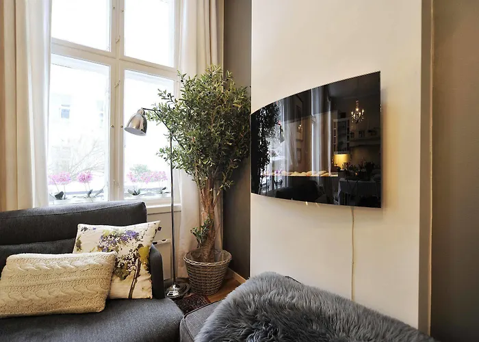 Ellingsens 3*
