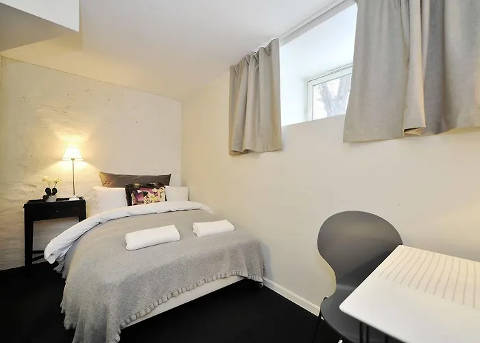 Ellingsens 3*